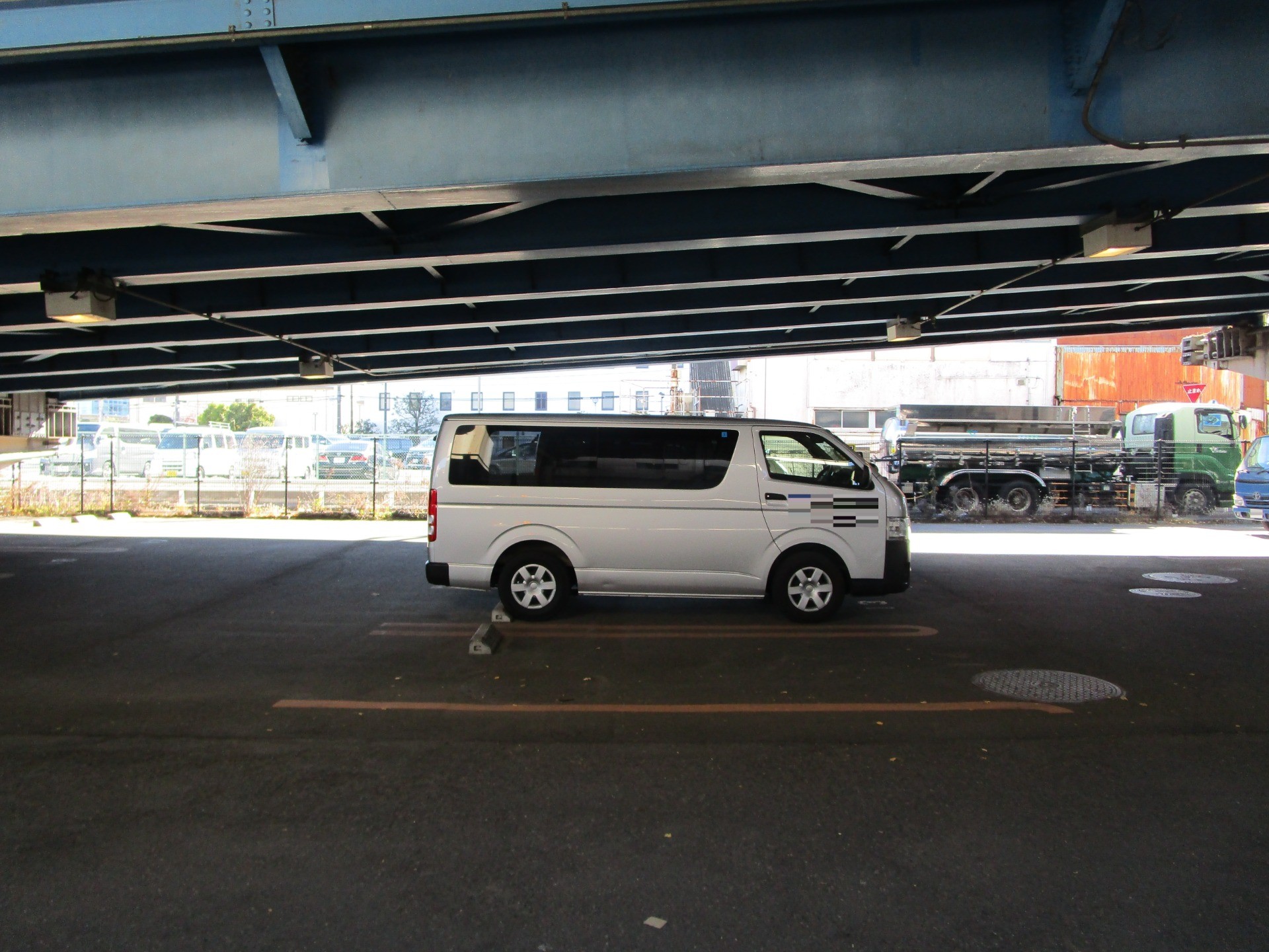 立体交差北A駐車場